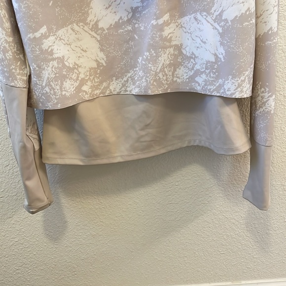 REI Women’s Jacket Size XSmall - Picture 6 of 12